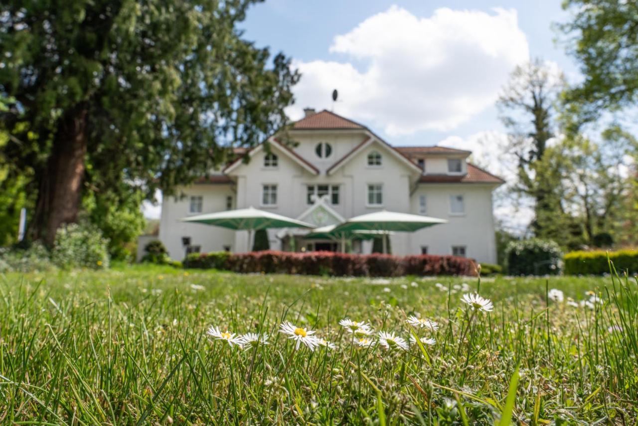 Parkhotel Neustadt Garni Екстериор снимка