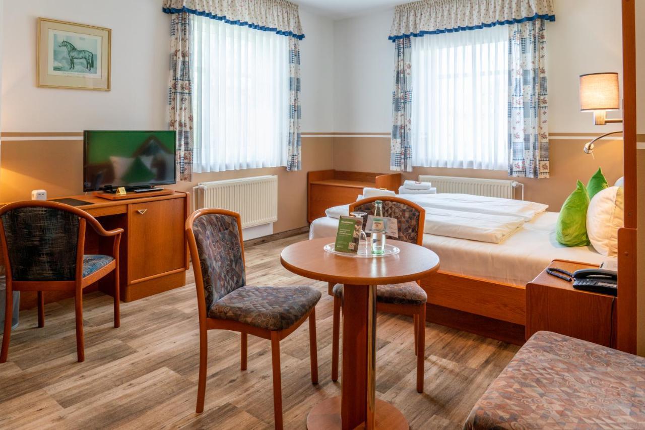 Parkhotel Neustadt Garni Екстериор снимка